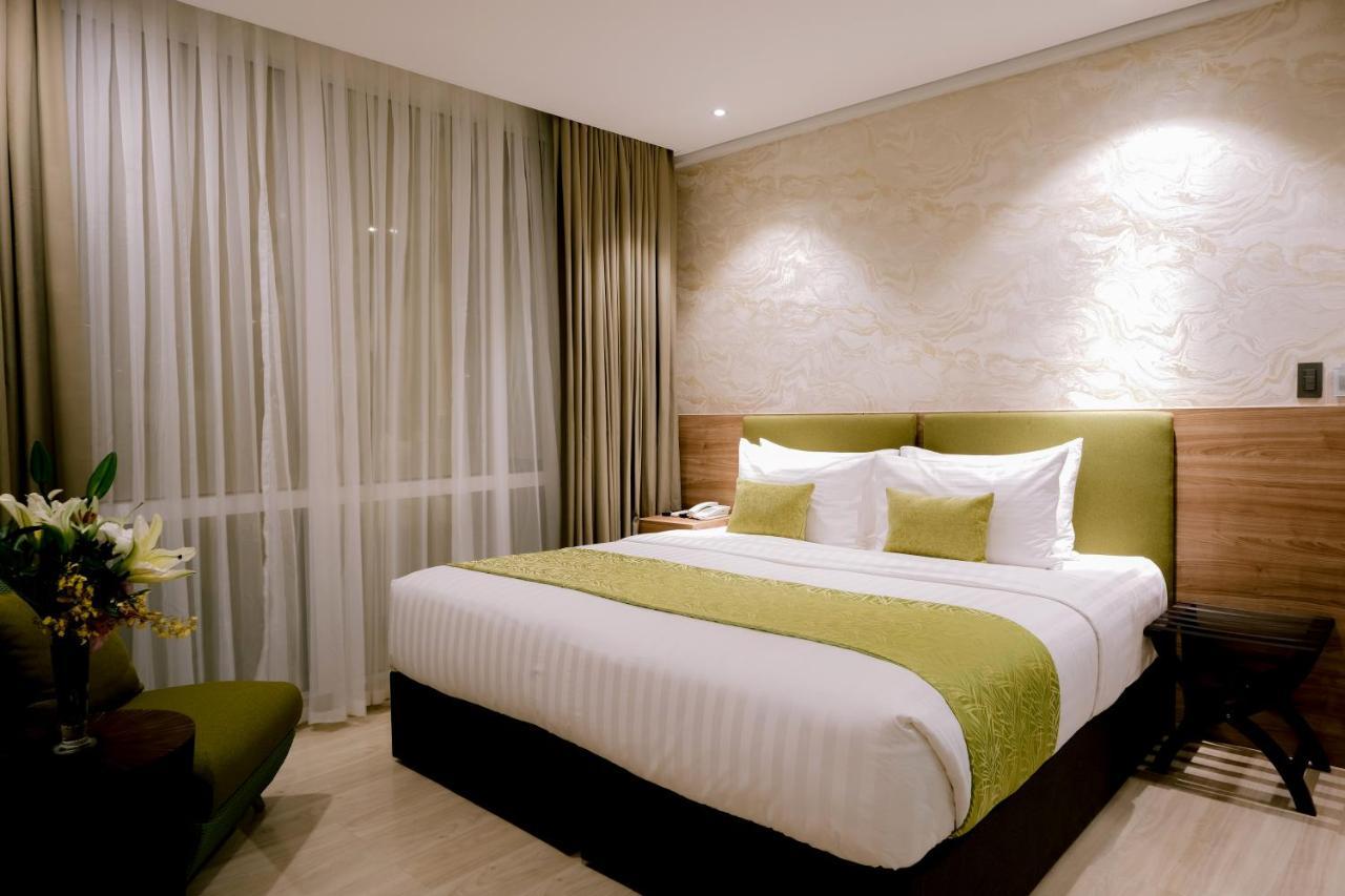 Goldberry Suites And Hotel Cebu Kültér fotó