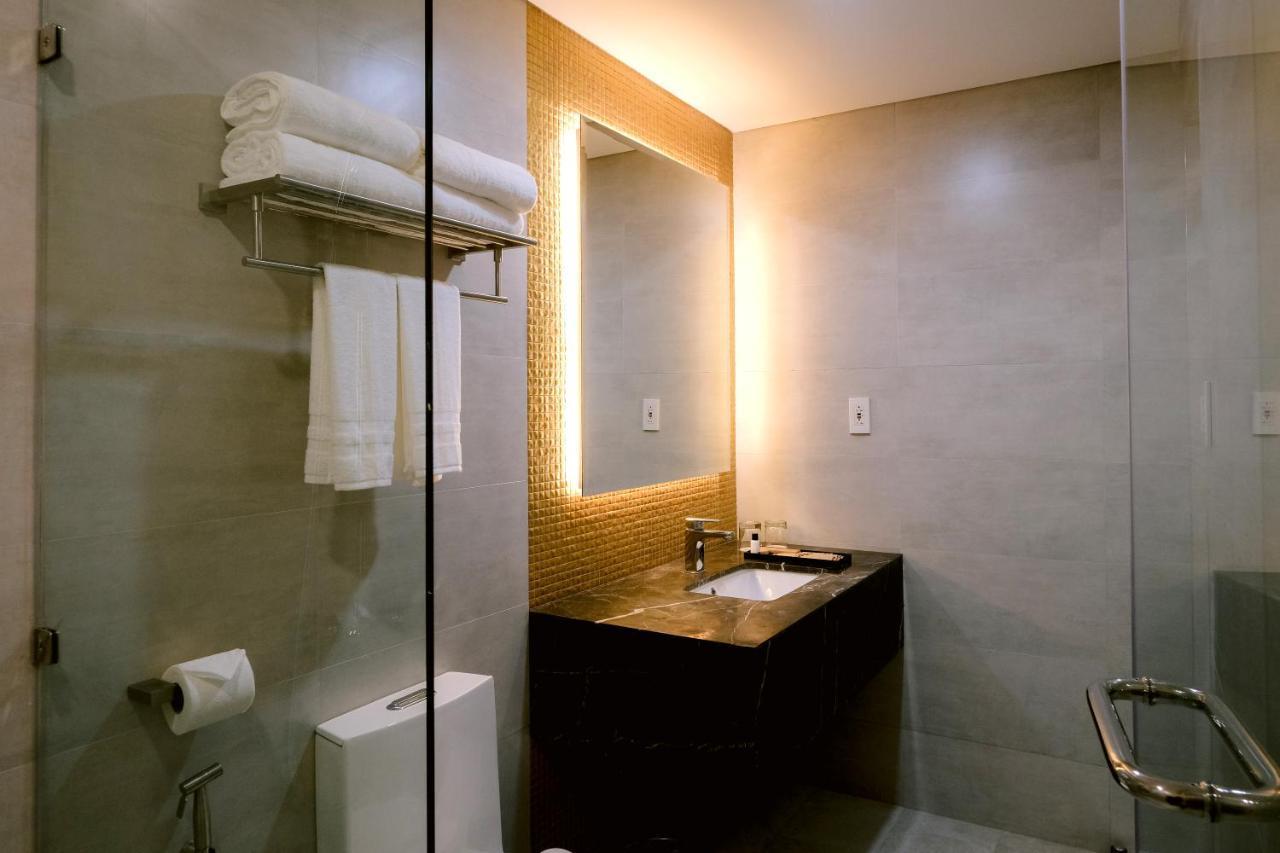 Goldberry Suites And Hotel Cebu Kültér fotó